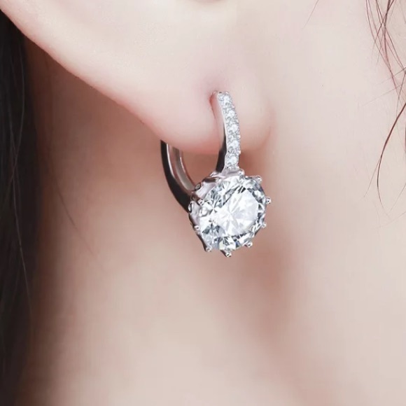 Sterling silver stud earrings - Picture 3 of 5